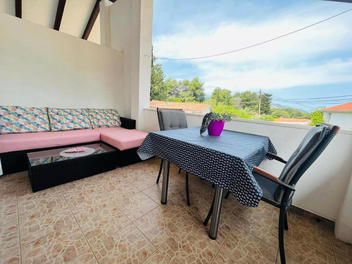 Apartment Bagaric Stari Grad  Exterior foto